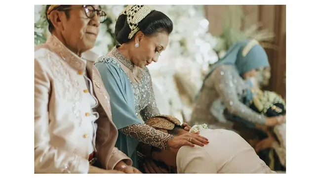 6 Potret Pernikahan Sangun Ragahdo, Aaliyah dan Thariq Jadi Pengiring Pengantin