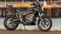 Dalam rangka merayakan hari jadi ke-10, Zero Motorcycles meluncurkan sepeda motor khusus bernama 10th Anniversary Zero DSR. 