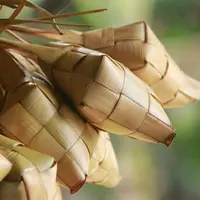 Kenapa Beras untuk Ketupat Harus Direndam? Panduan Lengkap Masak Sempurna (Sumber foto: Mufid Majnun di Unsplash)