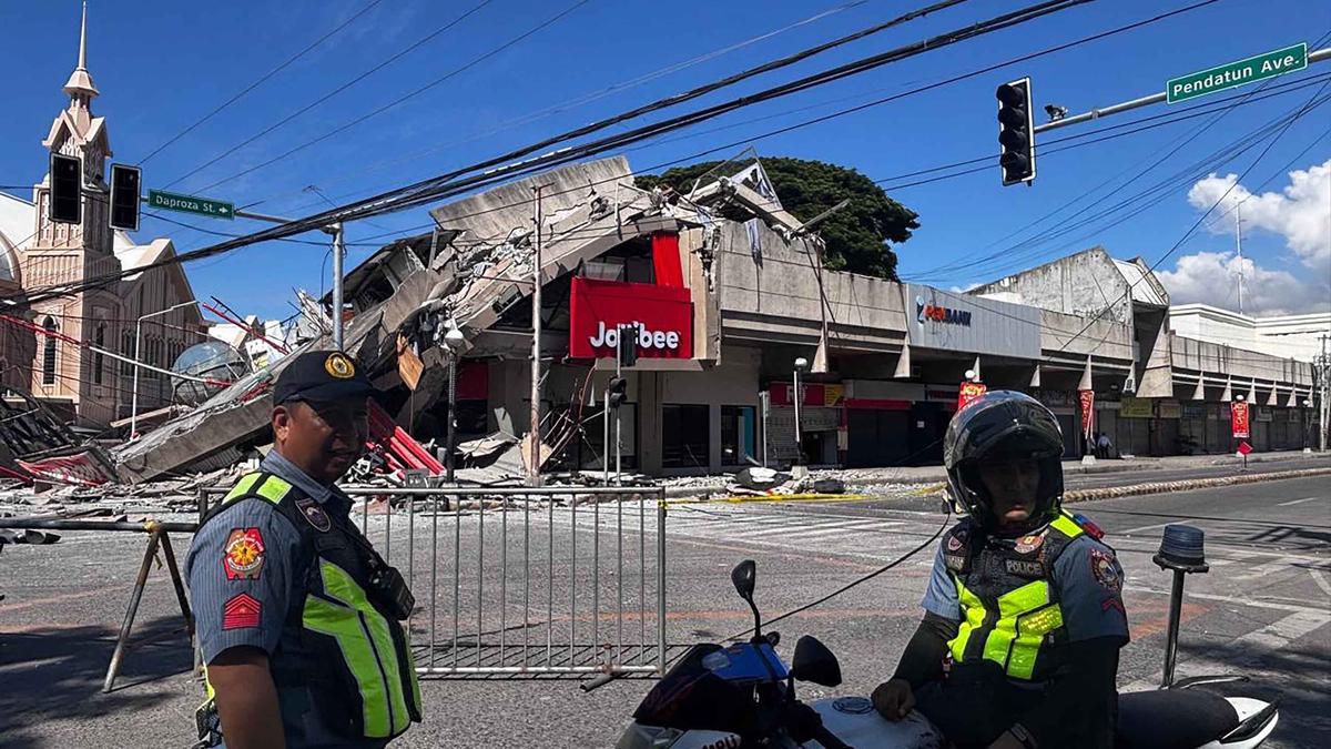 Gempa Berkekuatan Magnitudo 7,8 Guncang Filipina, Sejumlah Bangunan Ambruk