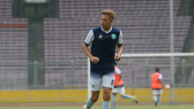 Kristian Adelmund