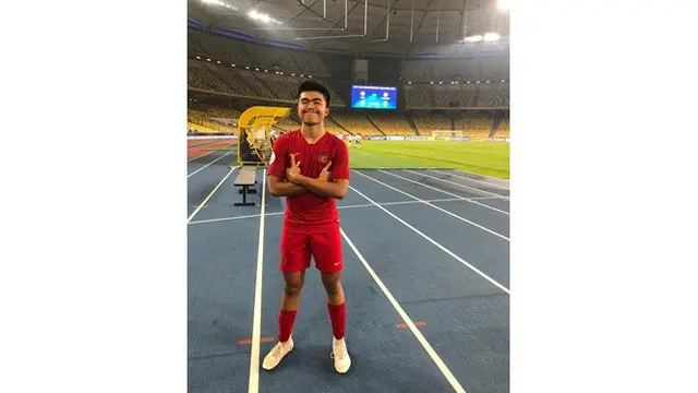 6 Potret Uchida Sudirman, Kapten Persija U-16 yang Raih Medali Sebagai Atlet Muaythai