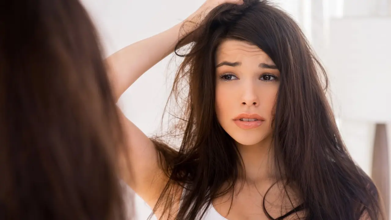Berbagai Hal Tentang Rambut Berminyak yang Harus Kamu Tahu
