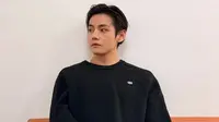 V BTS Angkat Bicara soal Chat dengan Min Hee Jin yang Jadi Bukti di Pengadilan