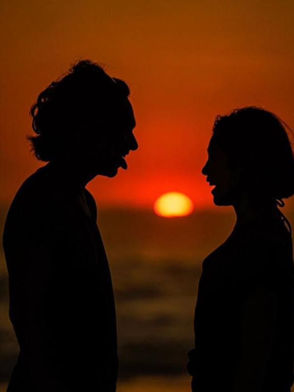Foto siluet Adipati Dolken dan Vanesha Prescilla. (Liputan6.com/IG/adipati)