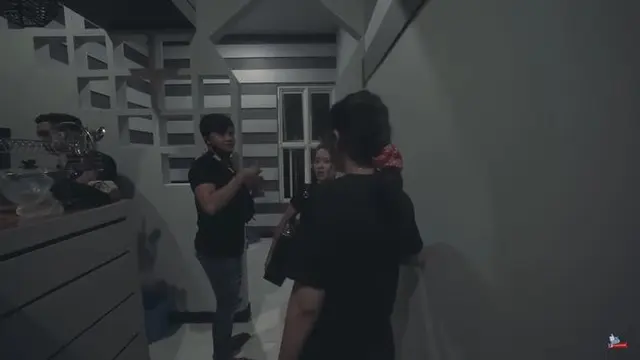 Namanya Makin Populer, Ini 7 Potret Kantor Baru Penyanyi Denny Caknan