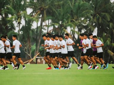 Timnas Indonesia mulai melakukan persiapan jelang Piala AFF 2022 yang akan berlangsung pada 20 Desember 2022 hingga 16 Januari 2023. (Bola.com/Maheswara Putra)