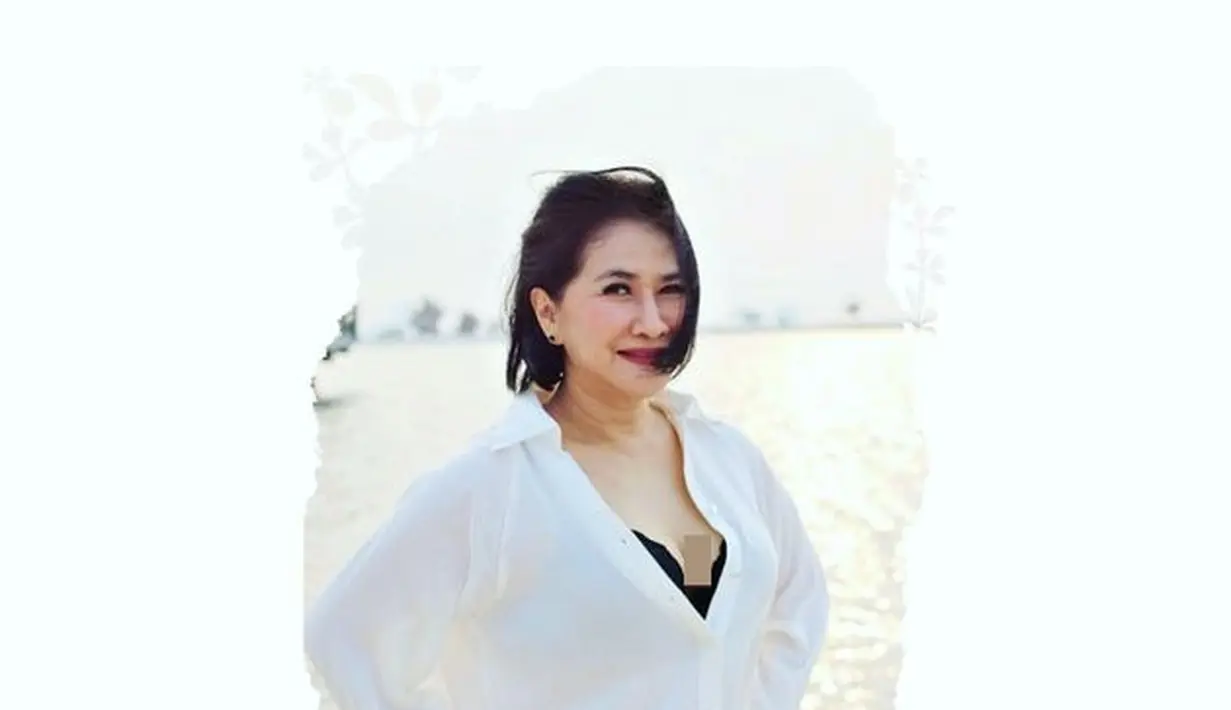 <p>Lantaran kerap bermain dalam film erotis, ia sempat diteror dan diancam disiram air keras. [Foto: instagram.com/yurikeprastika7]</p>