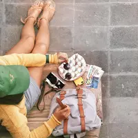 Ilustrasi travel. (Instagram/kadekarini)