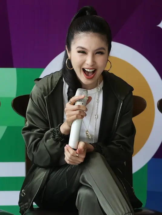 Sandra Dewi  (Bambang E Ros/© Fimela.com)