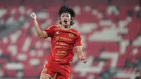 Pemain muda Persija Jakarta, Arliansyah Abdul Manan, berselebrasi setelah menjebol gawang Java United di pekan ketiga BRI Super League 2026/2027, Sabtu (19/9/2026). (Media Persija)