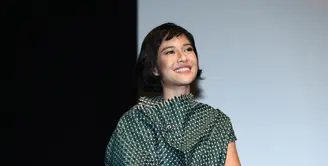 Menjadi salah satu pemeran dalam film Kartini garapan sutradara Hanung Bramantyo, Dian Sastrowardoyo mengaku senang dan bangga. Awalnya, ia dirasa terlalu tua sebagai pemeran utama. (Galih W. Satria/Bintang.com)