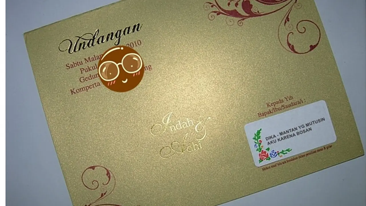 6 Nama Mantan Pacar di Undangan Nikah Ini Bikin Senyum Tipis