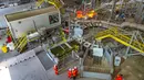 Di smelter ini, tembaga dimurnikan dan diolah menjadi katoda untuk memenuhi kebutuhan produksi baik di dalam maupun di luar negeri. (Sumber foto: Corporate Communication PT Freeport Indonesia)