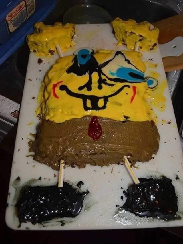 6 Kue Tart Karakter Kartun Spongebob Ini Tak Sesuai Ekspektasi, Absurd Banget