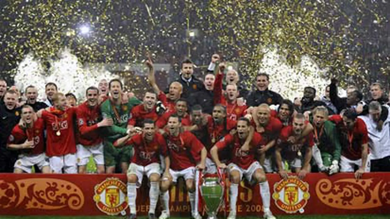 Manchester United & Trofi Liga Champions (manutd)
