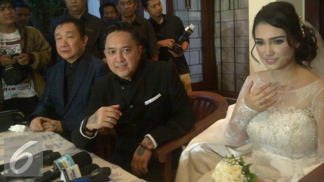 Feby Febiola dan Franky Sihombing