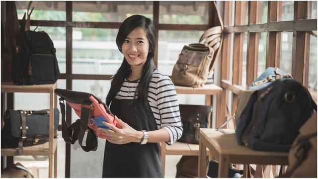 Bikin Salut, Adira Finance Ajak Pelaku UMKM Bangkit di Masa Pandemi Melalui Business Coaching