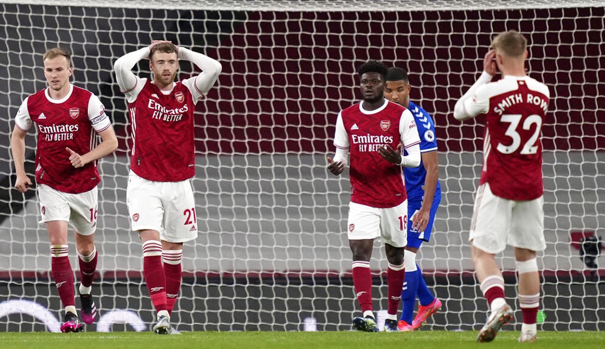 FOTO: Arsenal Dipermalukan Everton di Emirates Stadium ...