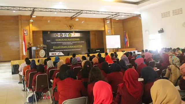 Mahasiswa Unsika Karawang Kampanyekan Hemat Energi