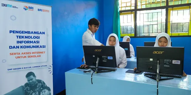 BRI Salurkan Bantuan Teknologi Informasi dan Akses Internet ke SMPN 6 Bayan Lombok