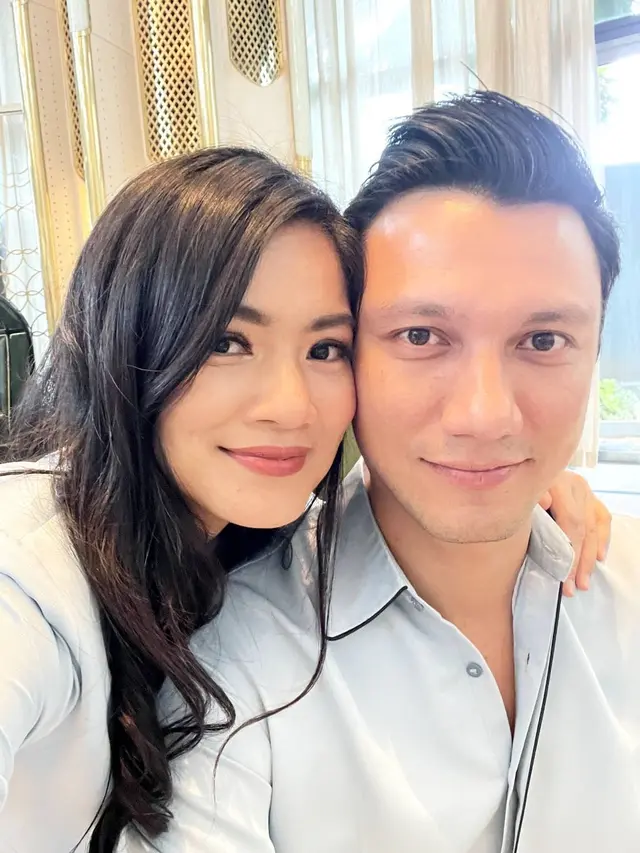 Momen Perayaan Ulang Tahun Christian Sugiono yang Ke-40. (Sumber: Instagram/csugiono dan Instagram/titi_kamall)l