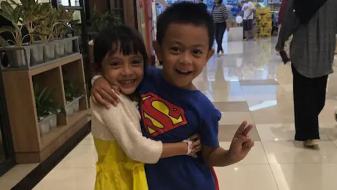 Model: Jingga Kiaraluna-Morris Akbar Sigratama Copyright: Vemale.com