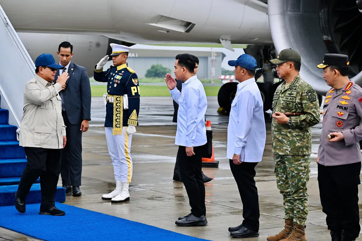 Presiden Prabowo Subianto tiba di tanah air usai kunjungan kerja ke Rusia dan Prancis. (Foto: Biro Pers Sekretariat Presiden)