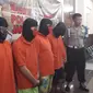 Polisi membekuk dua komplotan ranmor asal Lampung.