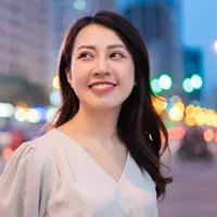 ilustrasi perempuan bahagia/copyright by TimeImage Production (Shutterstock)