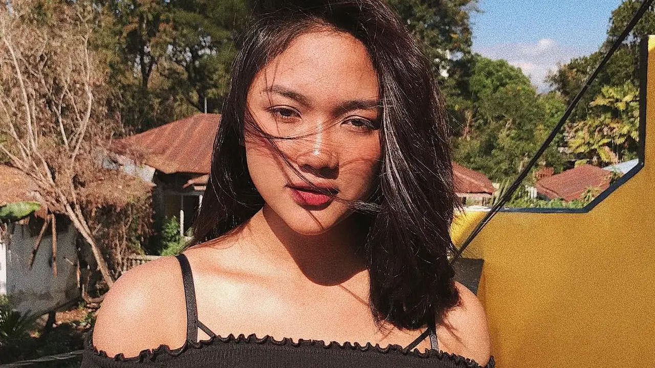 Marion Jola