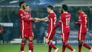 Pemain Liverpool Diogo Jota (tengah) melakukan selebrasi usai mencetak gol ke gawang Atalanta pada pertandingan Grup D Liga Champions di Stadion Gewiss, Bergamo, Italia, Selasa (3/11/2020). Liverpool menang 5-0 dengan hattrick dari Diogo Jota. (Stefano Nicoli/LaPresse via AP)