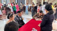 Bharada Richard Eliezer Pudihang Lumiu alias Bharada E resmi mempersunting kekasihnya Duce Maria Angeline Christanto alias Ling Ling. (Dok. Tangkapan Layar Instagram @ronnytalapessy)