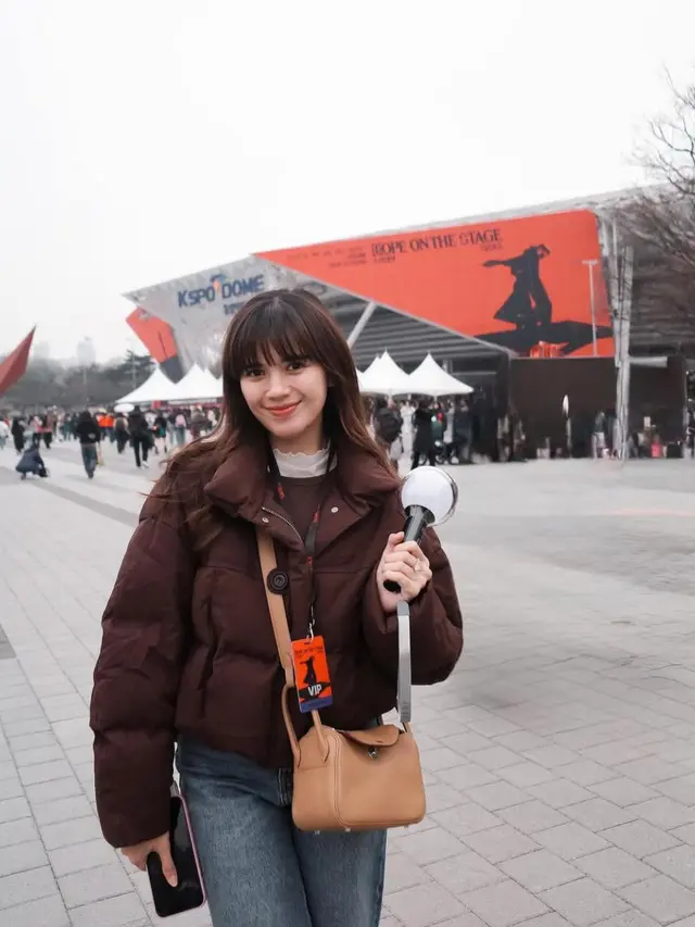 Audi Marissa hadiri konser J-Hope di Seoul. (credit:instagram.com/audimarissa)