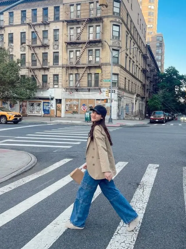 Aaliyah Massaid bertopi (Instagram/aaliyah.massaid)