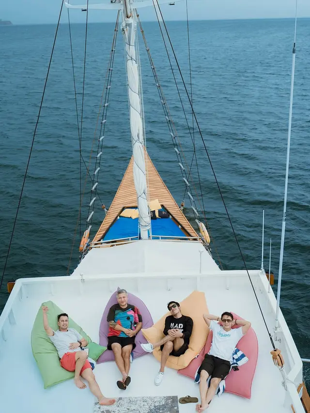 Rafathar dan Geng Ayahnya