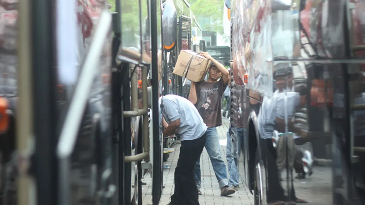 Mudik Bareng Guyub Rukun BUMN, Antam Berangkatkan 1.767 Orang