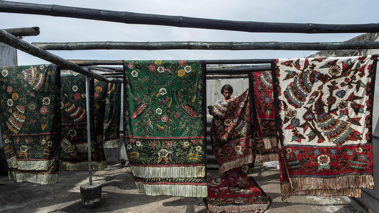 Menengok Proses Pembuatan Batik Sidoarjo