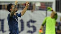 Selebrasi pemain Argentina, Lionel Messi, setelah mencetak gol ke gawang timnas AS pada laga semifinal Copa America 2016, Rabu (22/6/2016). (AFP)