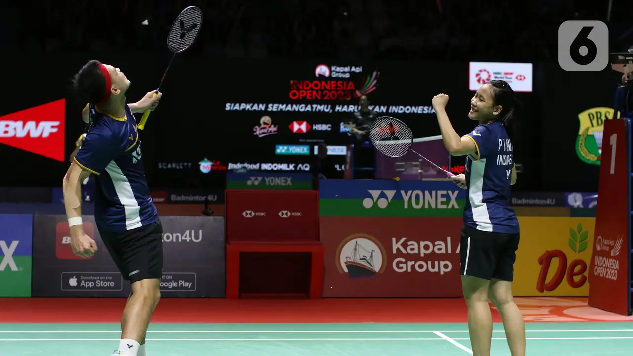 Rinov Rivaldy dan Pitha Haningtyas Mentari di Indonesia Open 2023