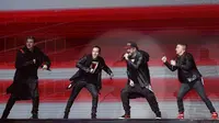 Lirik Lagu Quit Playing Games (With My Heart) - Backstreet Boys