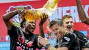 Hasil itu pun membuat Bayer Leverkusen kukuh berada di puncak klasemen sementara Bundesliga dengan nilai 79. (AP Photo/Martin Meissner)
