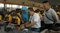 Ketua MPR Kunjungi Pabrik Dodol Garut Kesukaan Sejak SMA
