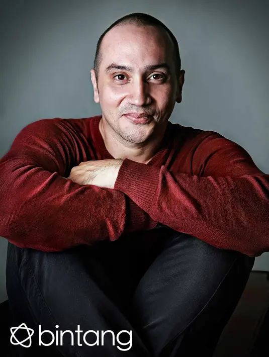 Sebagai sosok yang pernah jatuh ke lembah narkoba, aktor ‘D’Bijis’ ini mulai bangkit dan kembali berkarya di dunia entertainment. Namun tak berlangsung instan, perlahan ia kembali mendapat kepercayaan produser dan sutradara. (Deki Prayoga/Bintang.com)