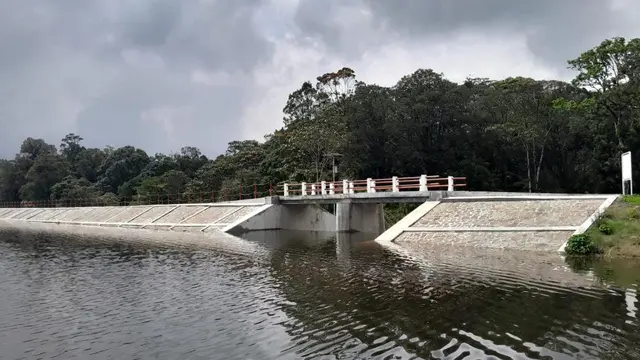 Kementerian PUPR menyelesaikan pekerjaan rehabilitasi Bendungan Situ Lembang di Kecamatan Parongpong, Kabupaten Bandung Barat, Jawa Barat.