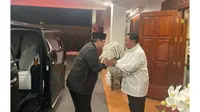 Ketum Partai Gerindra Prabowo Subianto menerima kunjungan Ketum Partai Golkar Airlangga Hartarto di kediamannya, Kertanegara, Jakarta Selatan. (Foto: Istimewa)