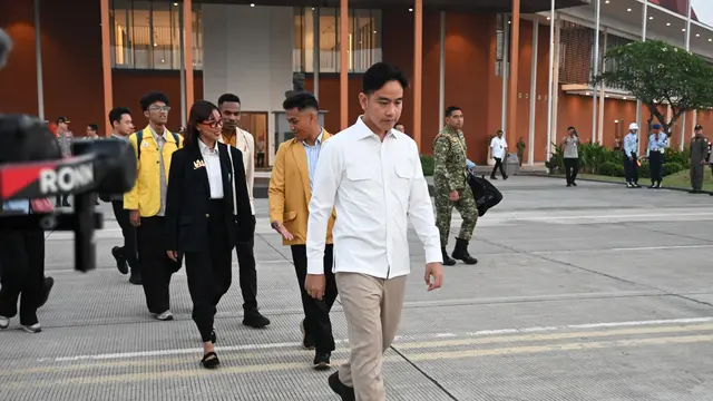 Wakil Presiden (Wapres) Gibran Rakabuming memboyong lima perwakilan mahasiswa dalam kunjungan kerja (kunker).