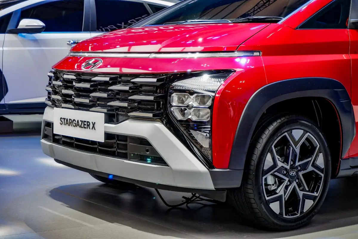 Hyundai Stargazer X