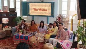 Ryan Adriandhy, Sutradara & Penulis Naskah Na Willa (kedua dari kiri) bersama dengan Anggia Kharisma, Produser Na Willa dan Chief Content Officer Visinema Studios dan Novia Puspa Sari bersama pemeran keluarga Na Willa Luisa Luisa Adreena, Irma Rihi dan Junior Liem  (dok. Liputann6.com/faqih nuriman)
