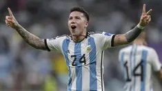 Sebagai salah satu negara penghasil pesepak bola terbaik di kawasan Amerika Selatan, para pemain Argentina memang layak di hargai dengan nilai tinggi oleh klub-klub yang meminatinya. Dengan skill indiviudu yang aduhai, para klub peminat seakan tak merugi untuk mendapatkan jasa mereka. Seperti para pemain berikut ini yang masuk dalam daftar 5 pemain Argentina dengan nilai transfer termahal sepanjang sejarah. Berikut daftar lengkap kelimanya. (AFP/Juan Mabromata)